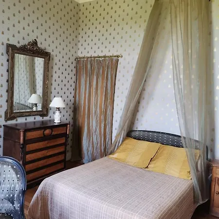Nocleg ze śniadaniem Chateau De 3*