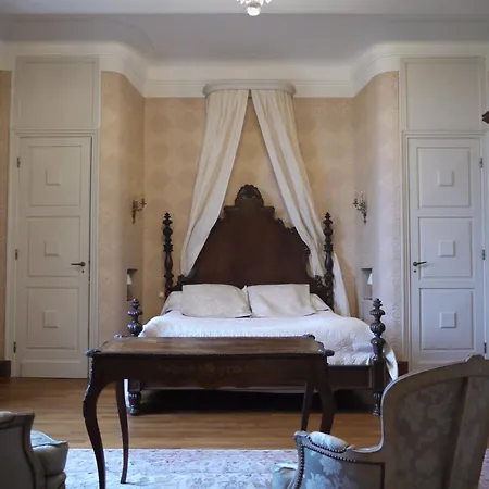 Bed & Breakfast Chateau De *
